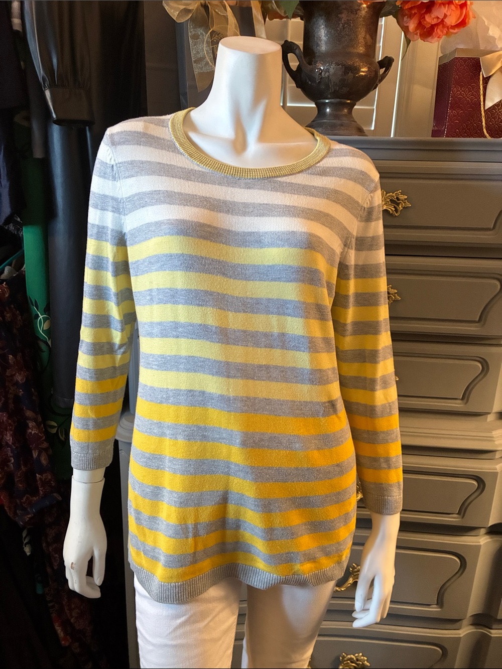 💛🌻 Talbots Knit Crewneck Sweater Yellow, Gray & White ombré stripes Small